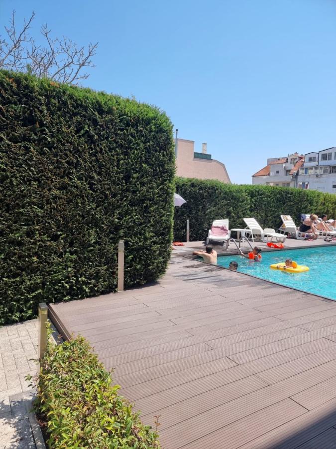 Apartment In Evargreen Complex With Terrace Varna Extérieur photo