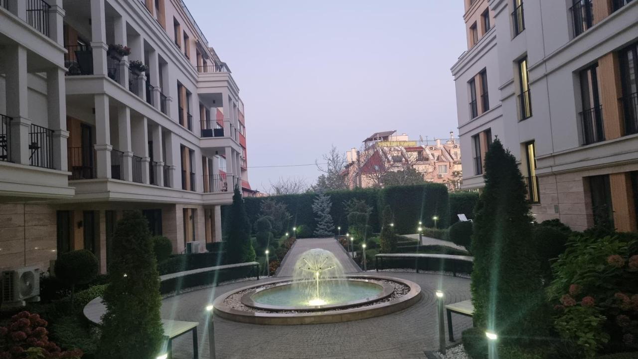 Apartment In Evargreen Complex With Terrace Varna Extérieur photo