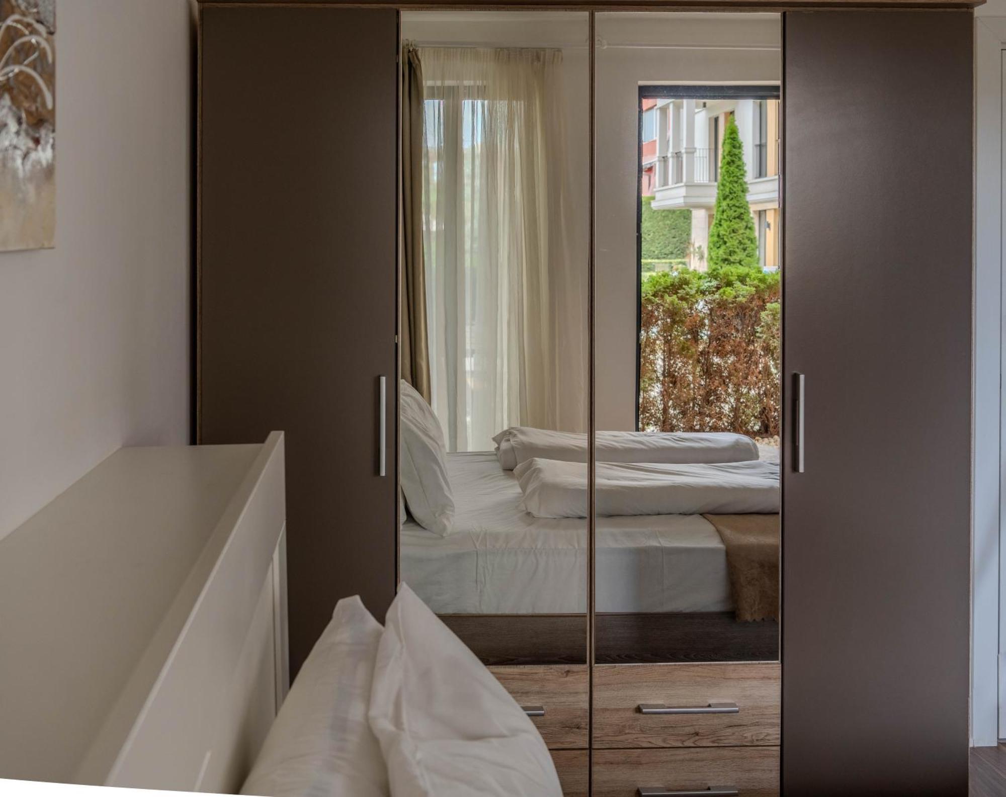 Apartment In Evargreen Complex With Terrace Varna Extérieur photo